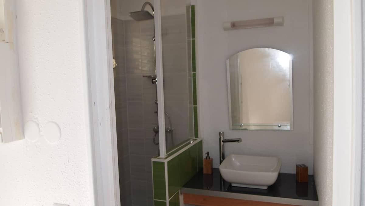 Studio A La Semaine, Au Mois Ou Plus Le Moule Exterior foto
